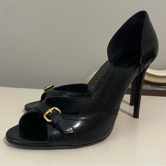 Burberry Black Heels with Gold Buckle - Picture 1 of 8